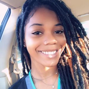 Meet your Posher, Jade